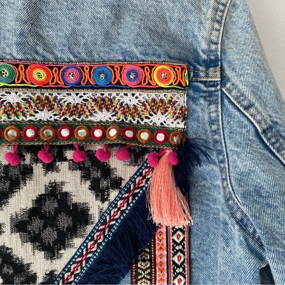 Denim Co Embroidered Denim Jean Jacket Fringe Boho Festival size 6 Sequins - Picture 10 of 10